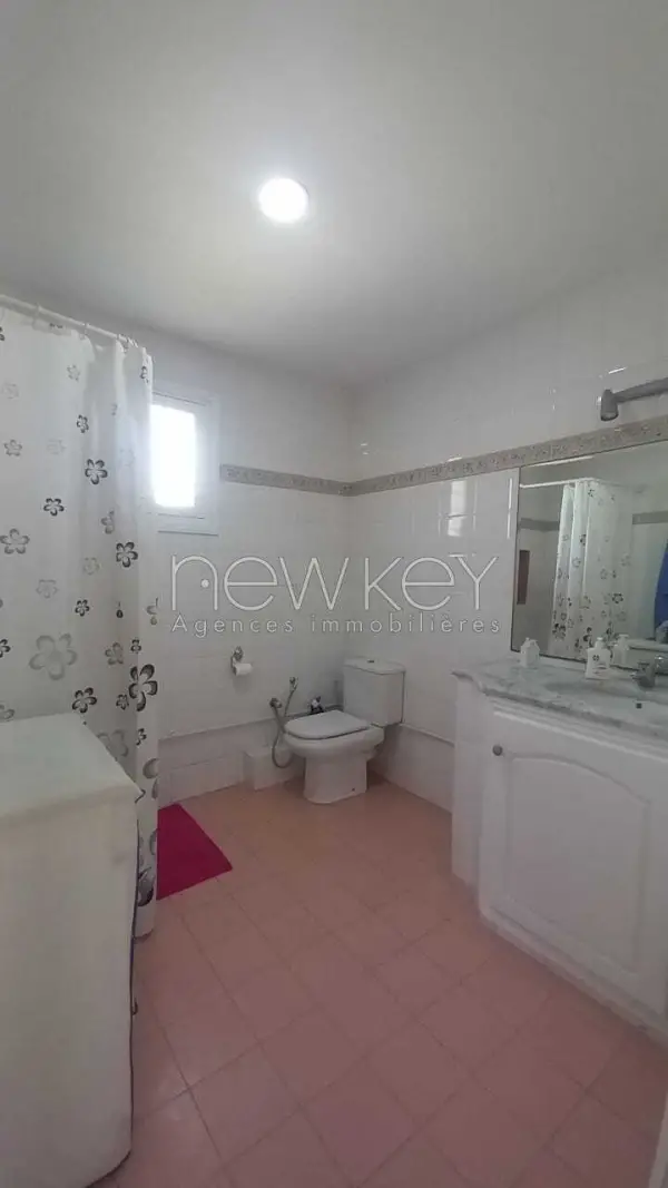 Etage de villa s+3 à carthage - 5