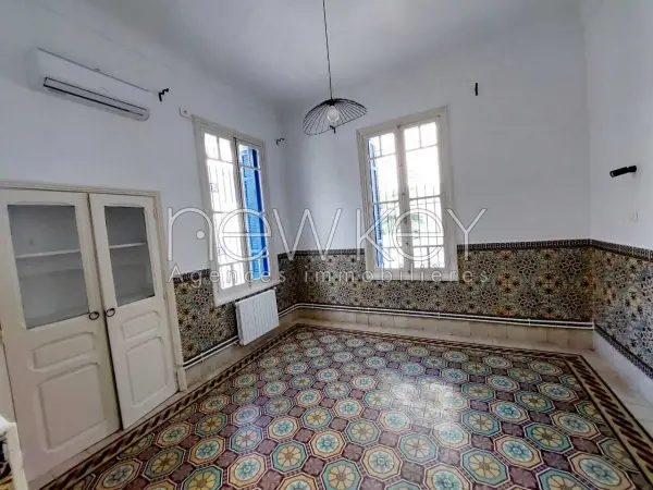 S+4 avec jardin à La Marsa - 2