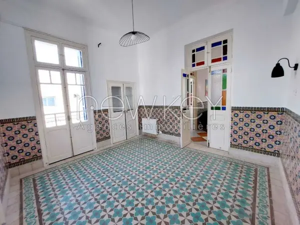 Appartement s+4 à la Marsa - 6