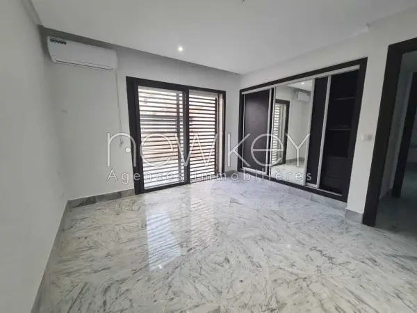 Un Duplex S+2 à louer à Ain Zaghouan Nord - 3