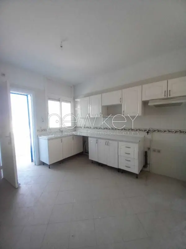 Triplex s+3 à Gammarth - 4