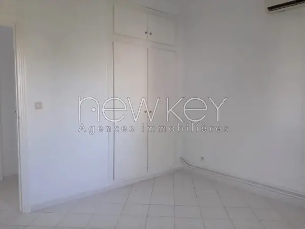 Duplex s+4 à louer à Gammarth - 4