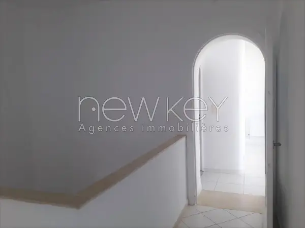 Duplex s+4 à louer à Gammarth - 6