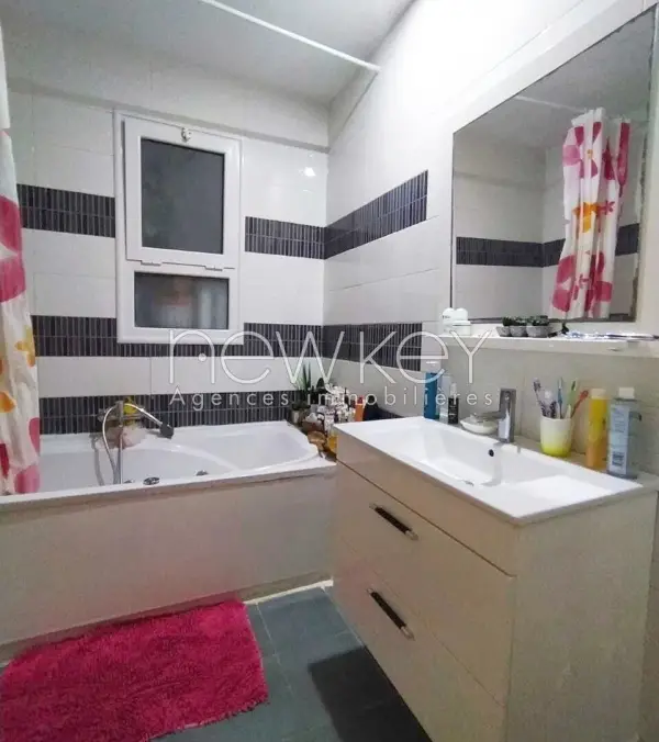 Appartement S+3 à vendre à L'Aouina - 2