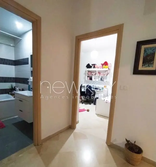 Appartement S+3 à vendre à L'Aouina - 4