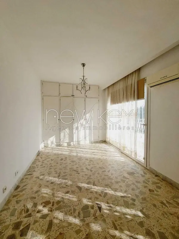 villa s+4 à Gammarth - 3