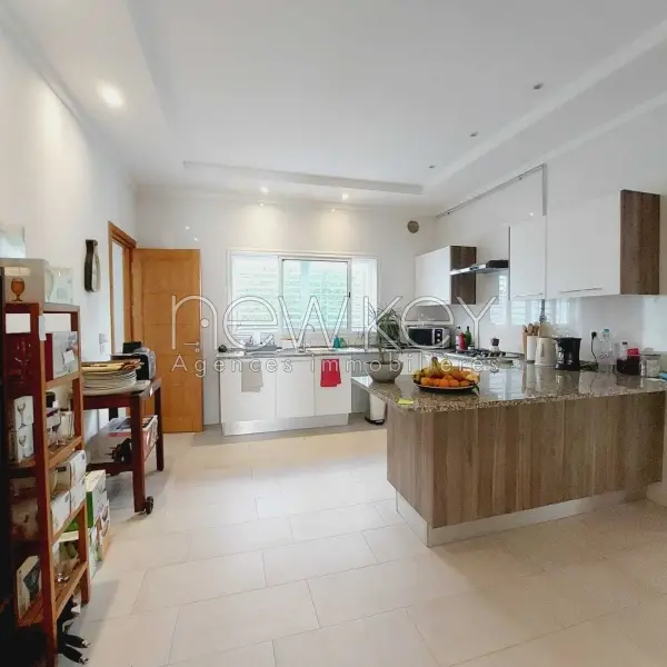 Magnifique S+3 avec jardin au coeur de la Marsa - 3