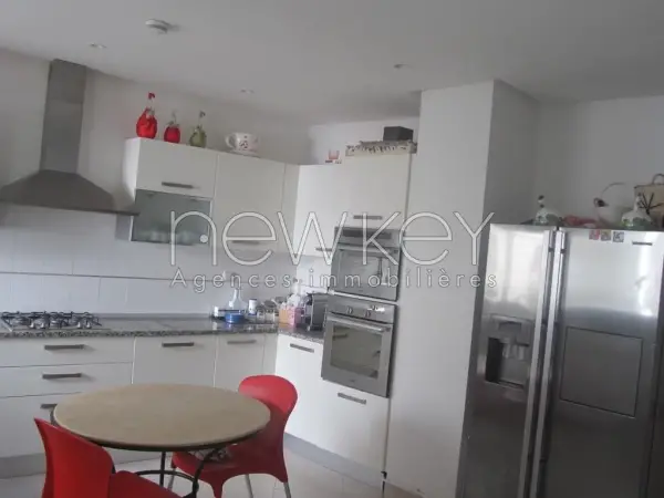 Duplex S+4 à louer à Gammarth en front de mer - 15