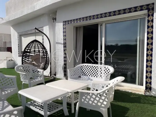 Un étage de villa S+3 à louer à la Marsa - 3