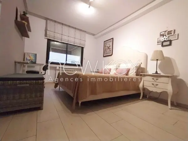 Un Appartement S+4 haut standing à vendre à La Soukra - 3