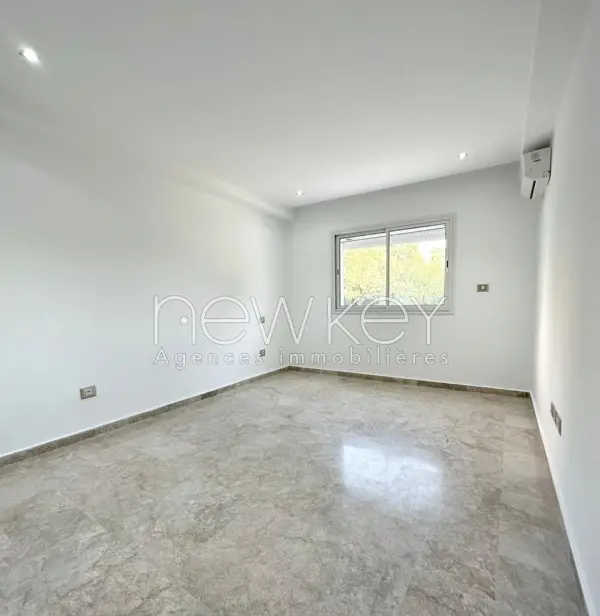 Superbe Appartement S+3 à louer à La Soukra - 4
