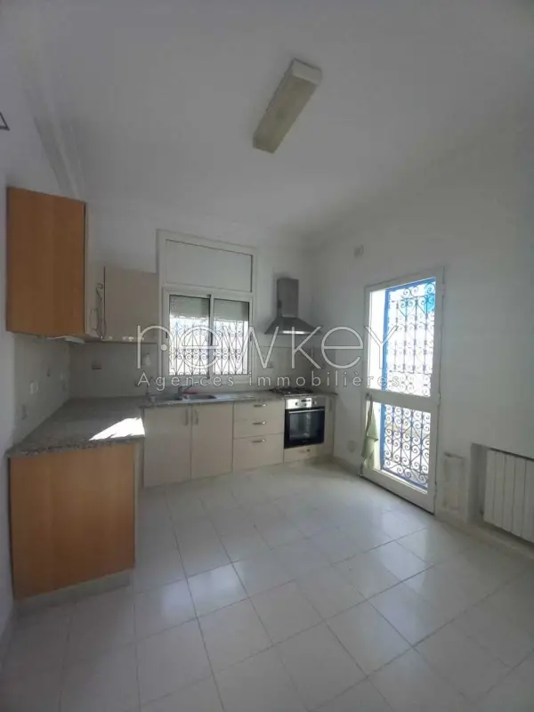 Superbe Villa s+4 a la Marsa - 5