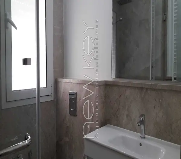 Triplex S+5 à louer à la Marsa - 12