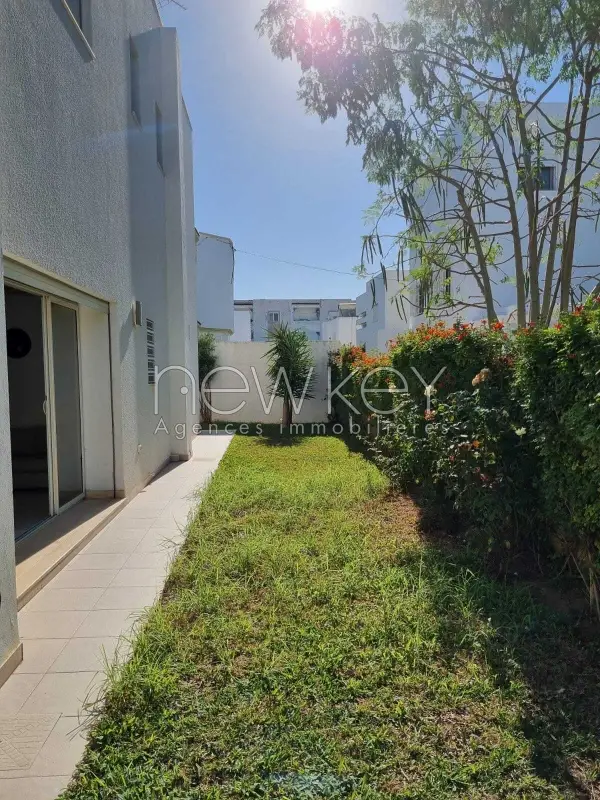 Magnifique duplex s+4 à la vente - 1
