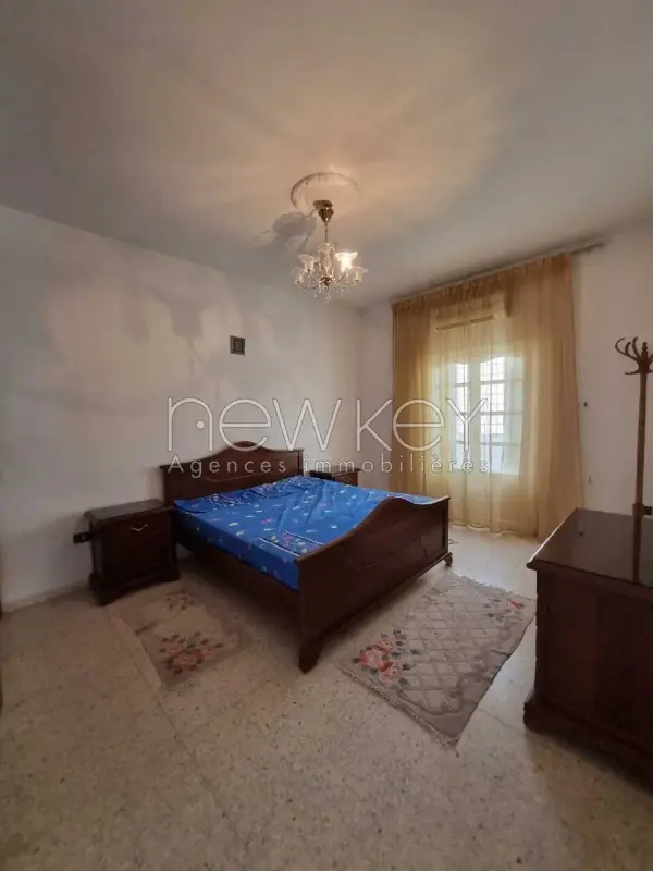 Etage de villa S+2 meublé à la Marsa - 10