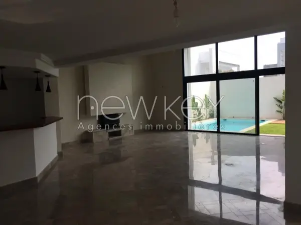 Magnifique villa S+3 à louer à Gammarth - 8