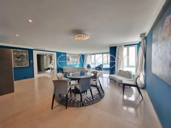 Un splendide triplex S+5 à louer à Gammarth - 3