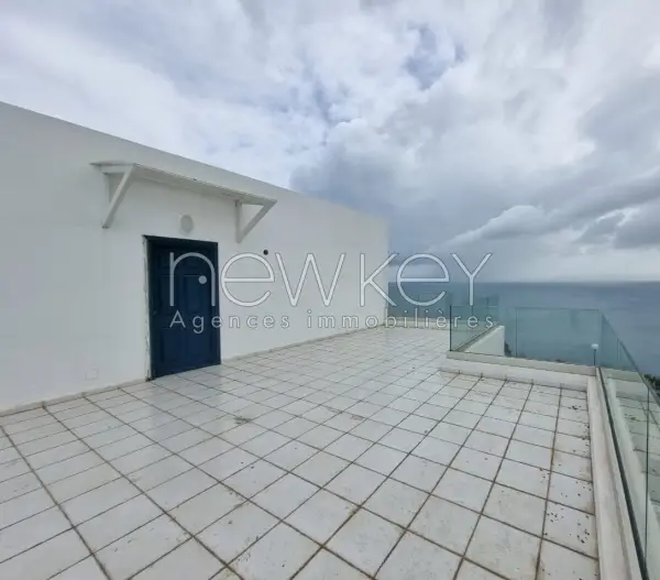 Un splendide triplex S+5 à louer à Gammarth - 24