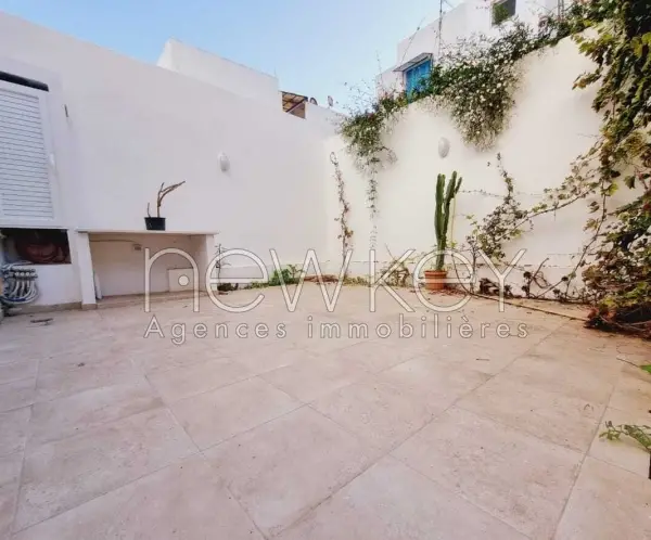 Duplex s+2 avec terrasse à la Marsa - 11