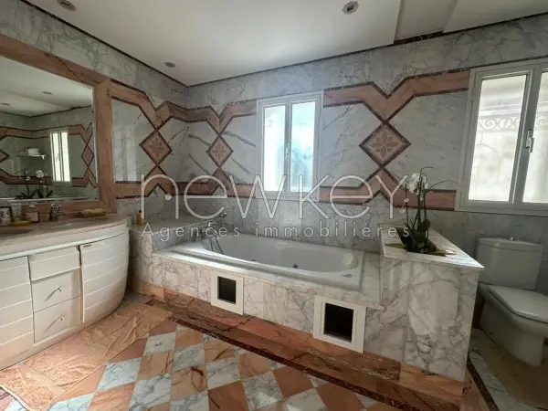 Villa de maitre à Mutuelleville - 11