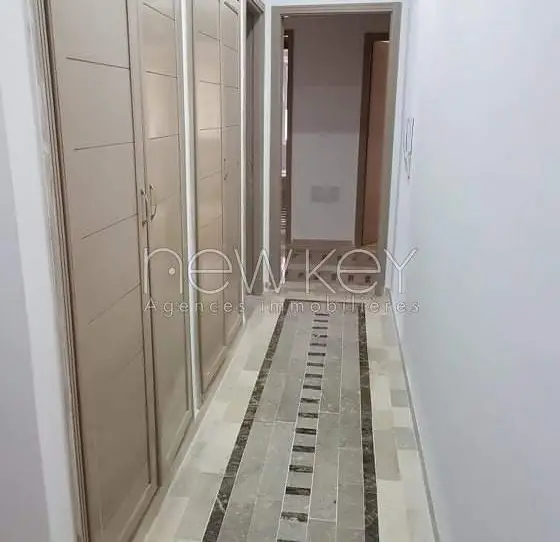 Appartement S+3 à louer à Chotrana 1 - 3