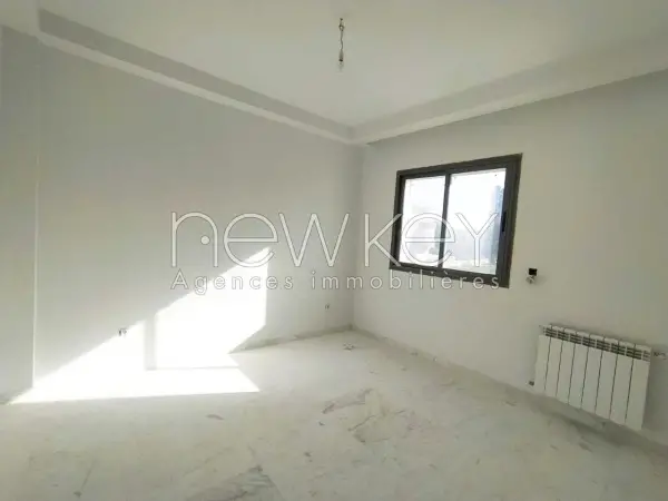 Bel Appartement S+2 Neuf à La Soukra - 3