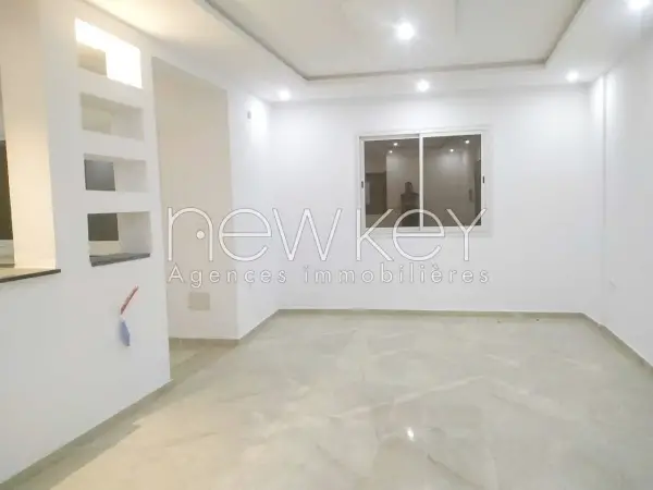 Un Appartement S+2 à louer à Ain Zaghouan - 1
