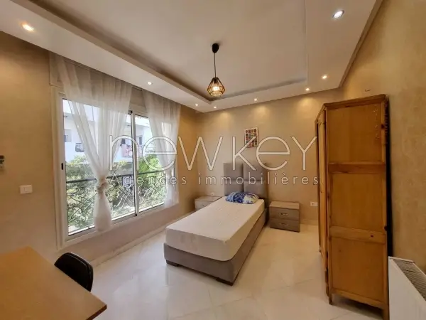 Duplex s+3 meublé à la Marsa - 3