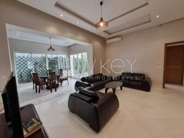 Duplex s+3 meublé à la Marsa - 1