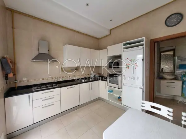 Duplex s+3 meublé à la Marsa - 11
