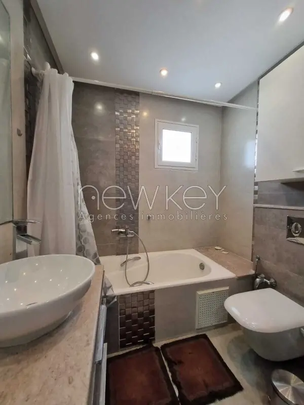 Duplex s+3 meublé à la Marsa - 9