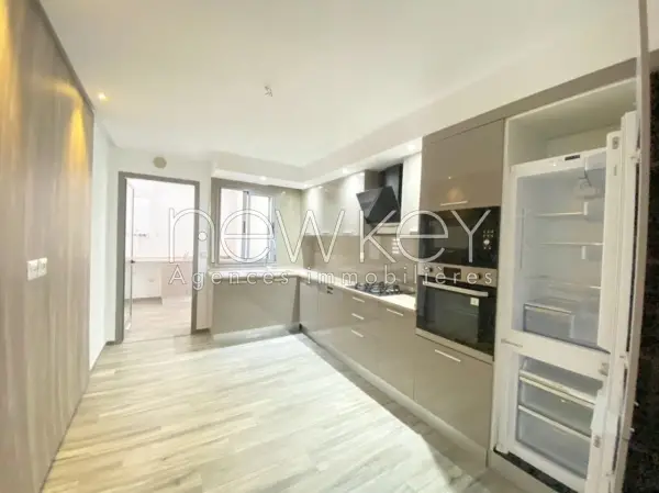 Un Superbe Appartement S+2 à louer à La Soukra - 2