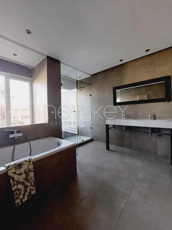 Magnifique villa S+4 à la Marsa - 11
