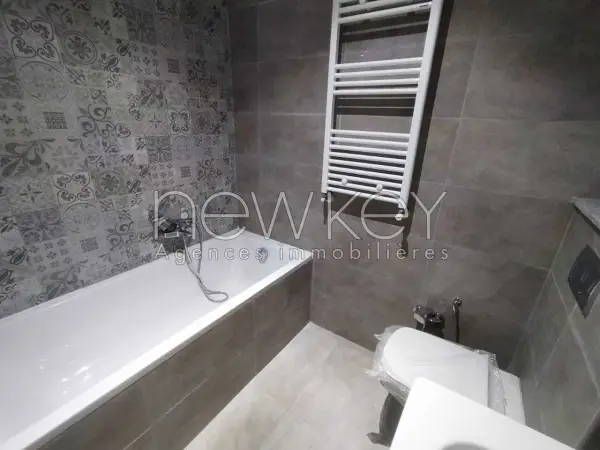 Un Appartement S+3 avec jardin à vendre à La Soukra - 3