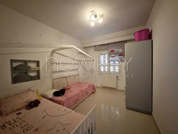 Duplex s+3 meublé à la Marsa - 6