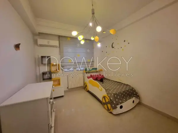 Duplex s+3 meublé à la Marsa - 5