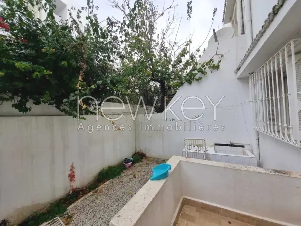 Duplex s+3 meublé à la Marsa - 11