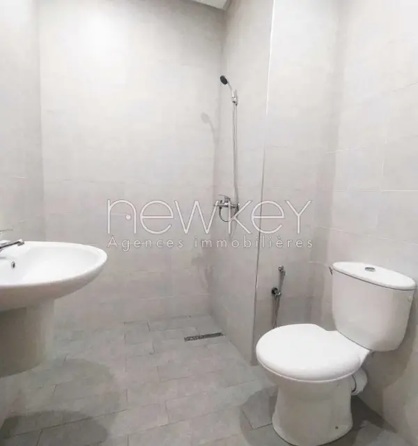 Appartement S+3 à louer à La Soukra - 5