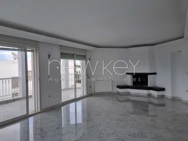 Villa s+4 avec piscine à Gammarth - 8