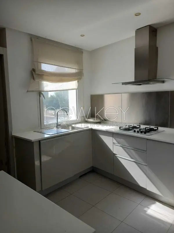 Duplex s+2 meublé vue sur mer - 1