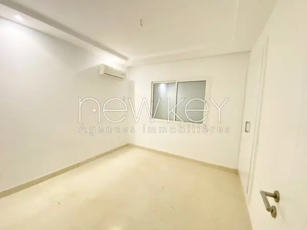 Un Appartement S+3 à louer à La Soukra - 4