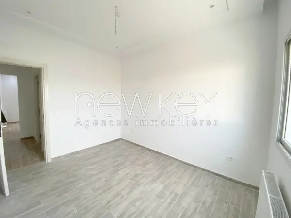 Un Appartement S+2 à louer à Chotrana 1 - 2