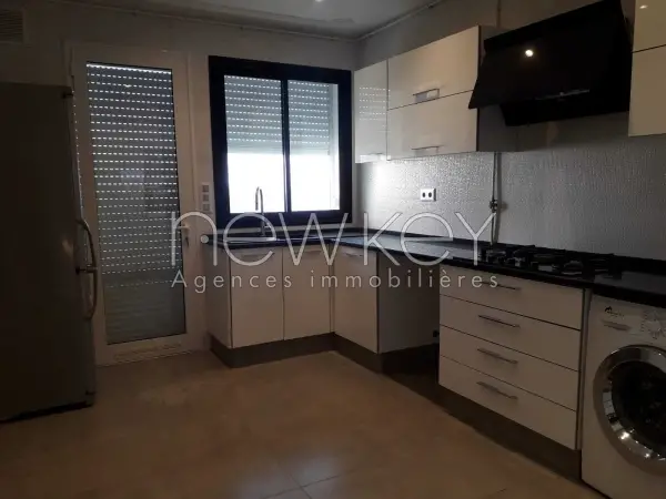 Magnifique appartement S+3 en plein coeur de la Marsa - 8