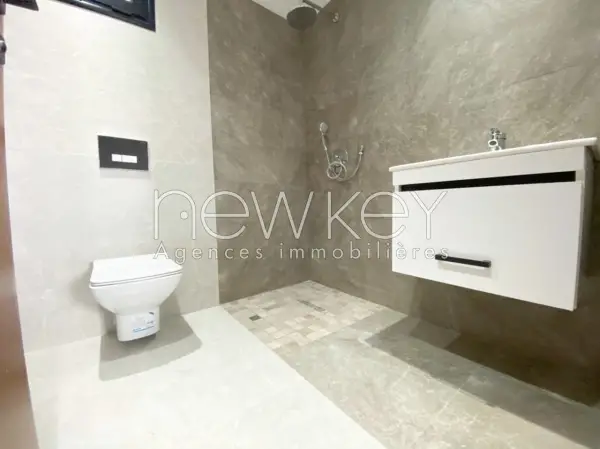 Un Bel Appartement S+3 à vendre à La Soukra - 5