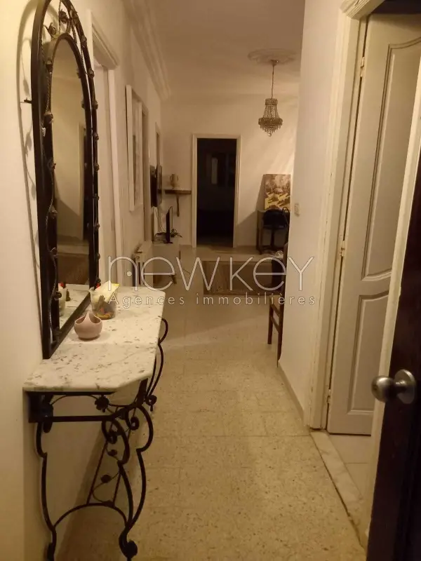 Magnifique Etage De villa S+3 à La Marsa - 3