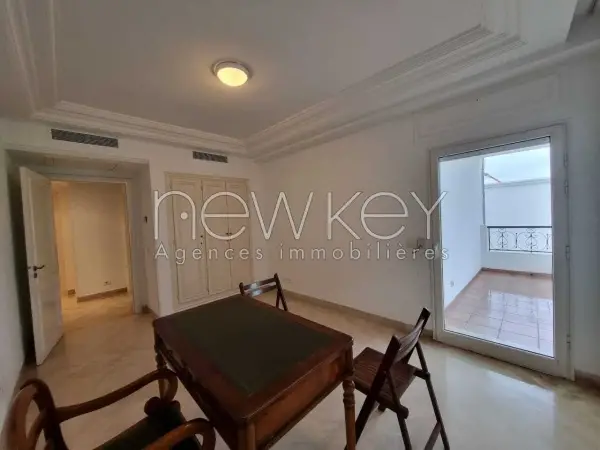 Appartement s+4 à la Marsa - 5