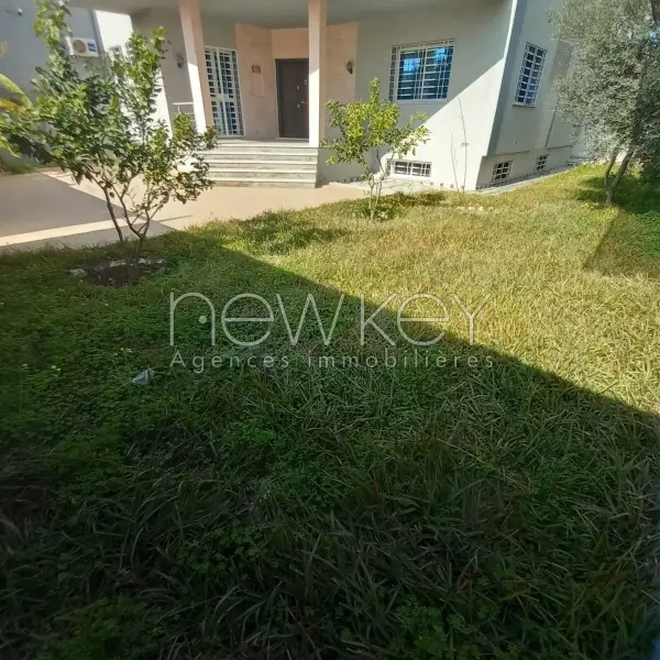 Magnifique Triplex S+5 à Sididaoued - 1