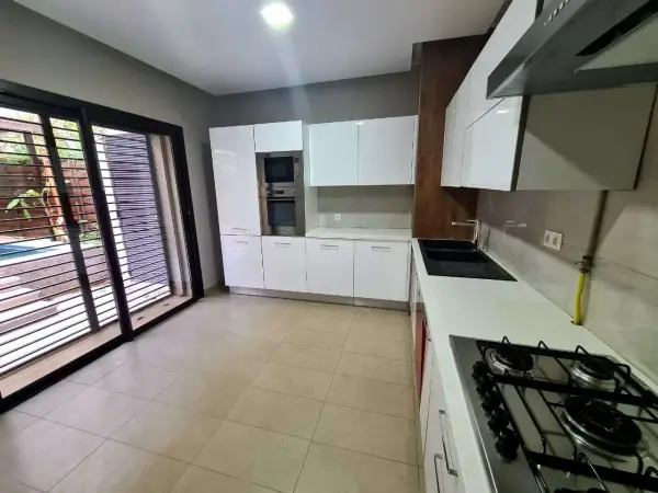 Joli Triplex avec piscine à la Marsa - 5