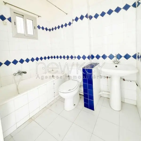 Un Appartement S+1 à louer à Ain Zaghouan - 3