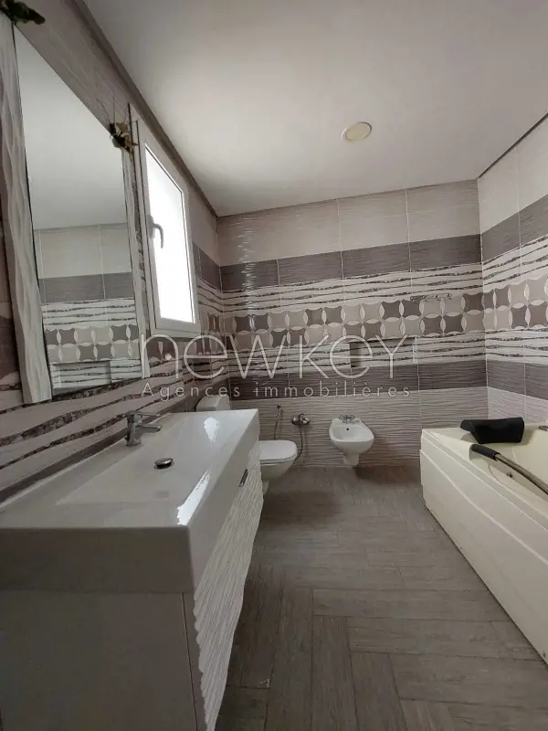 Magnifique Triplex S+5 à Sididaoued - 13